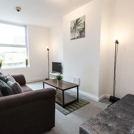 Apartman October Disc - Long - Contractors Bristol